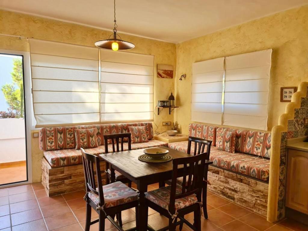 Apartamentos Rex Con 2 Camere Da Letto Es Pujols Εξωτερικό φωτογραφία